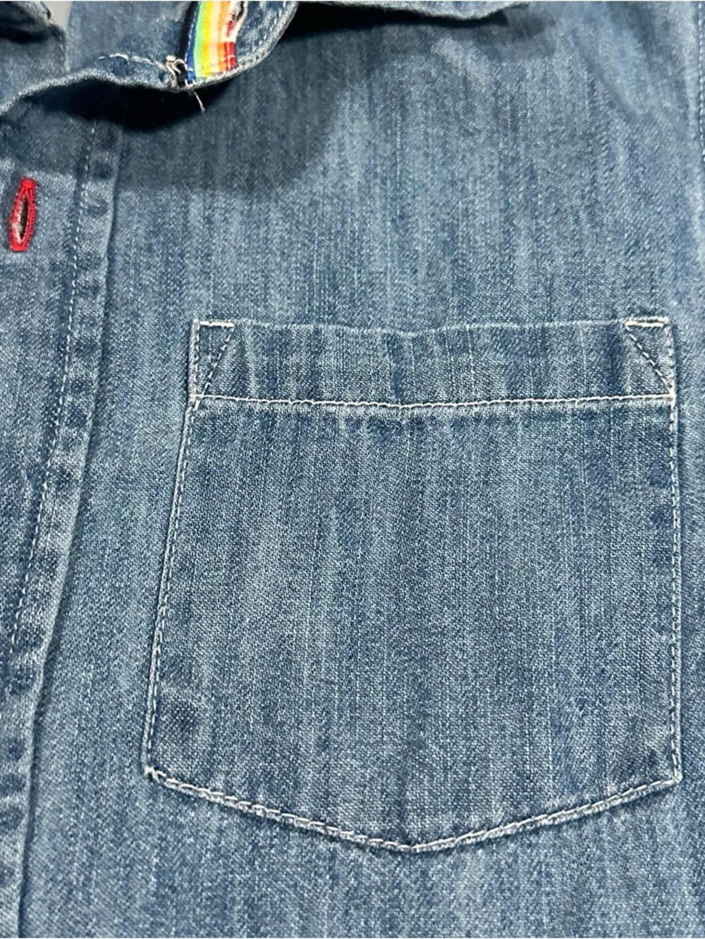 Primary Button Up - Picture 3 of 4